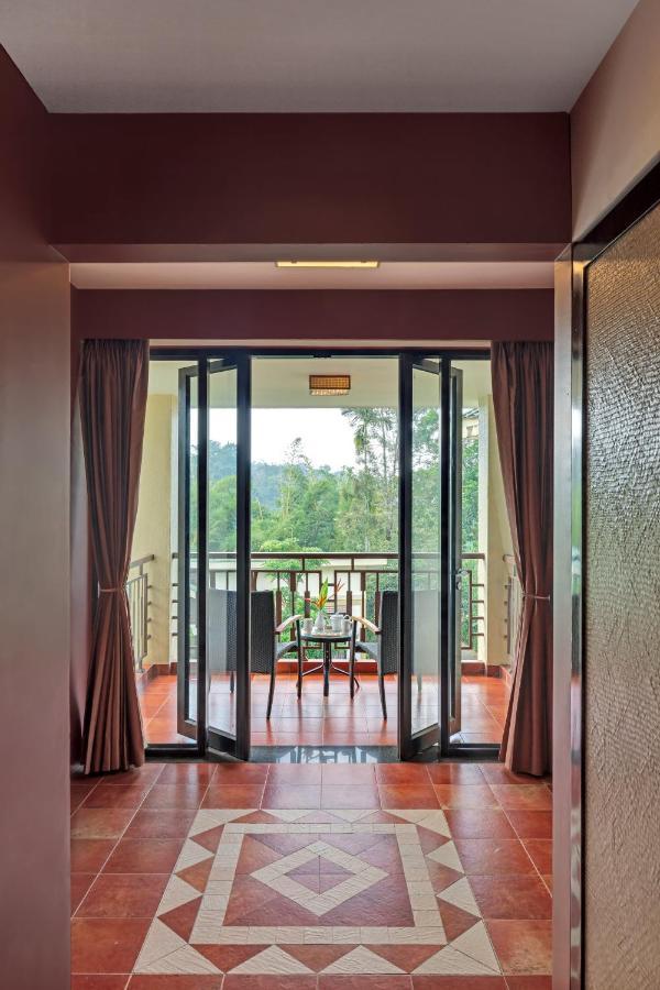 Club Mahindra Virajpet, Coorg Hotel Buitenkant foto